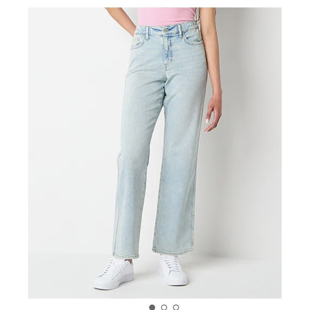 NWT Arizona Women’s High Rise Jeans Sz 6